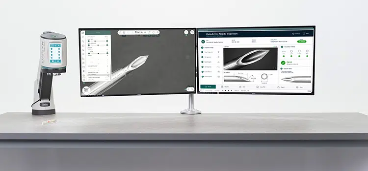 AURA-Touch-Verso-2-Screens-750×350 Versoアームに装着されたEVO Cam AURA Touchと2台のディスプレイモニター